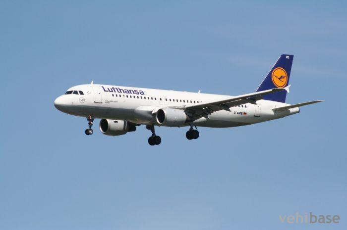 Airbus A320-200