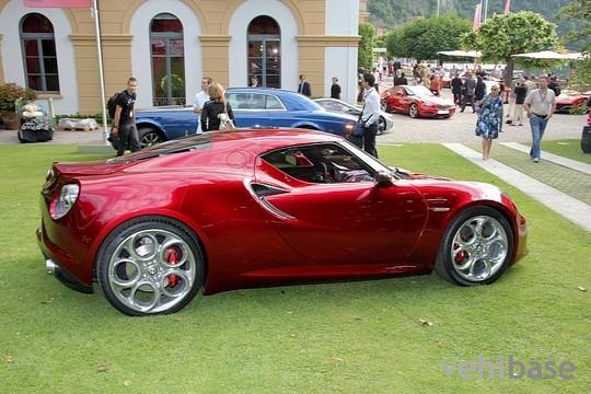 Alfa-Romeo 4C Concept