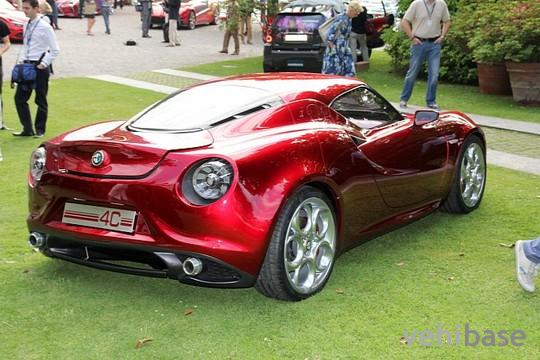 Alfa-Romeo 4C Concept