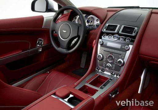 Aston Martin DB9 2013