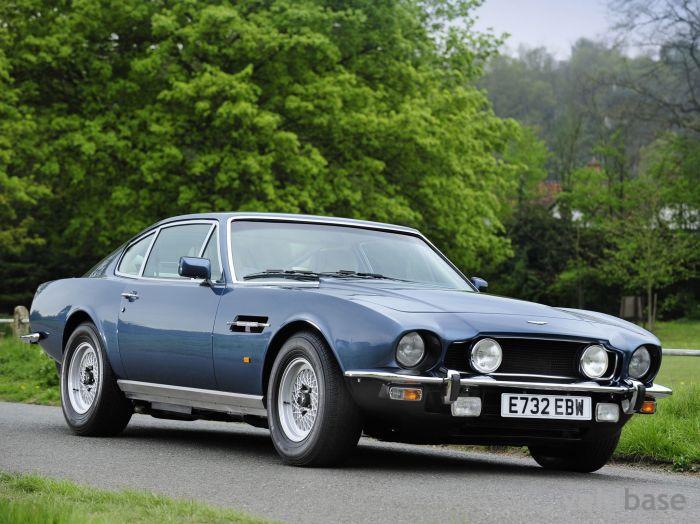 Aston Martin V8 Saloon