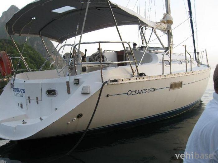 Beneteau Oceanis 370