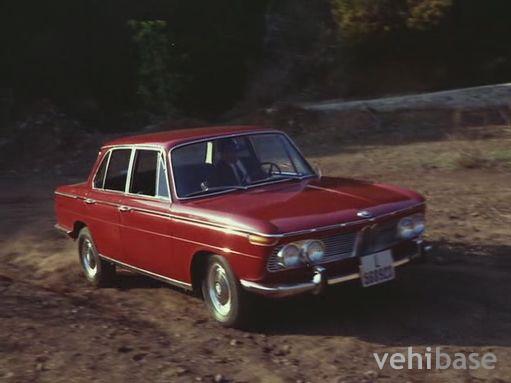 BMW 2000 Ti Lux (E08)