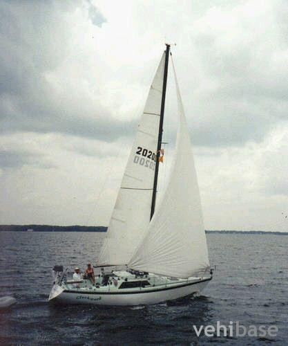 Camper & Nicholson 33