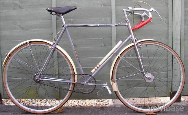Carlton Flyer