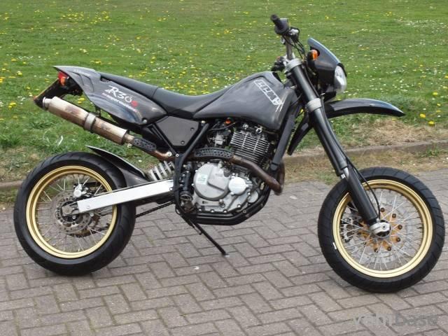 CCM R30