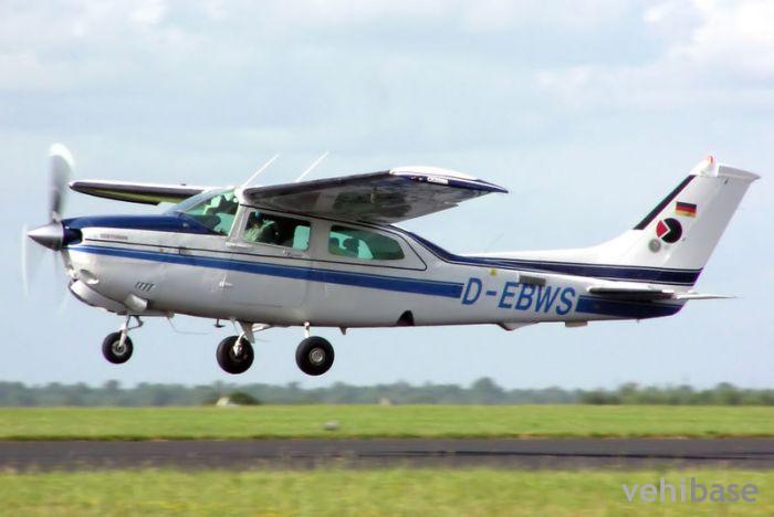 Cessna 210 Centurion