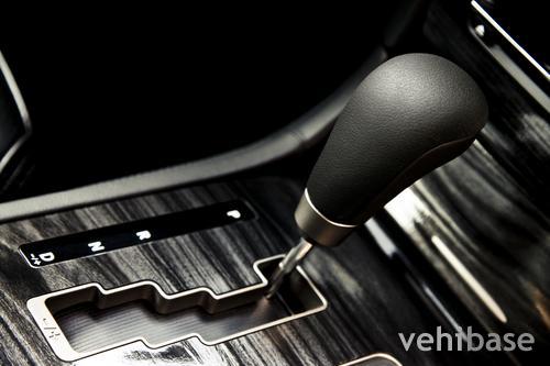 Chrysler 300C John Varvatos