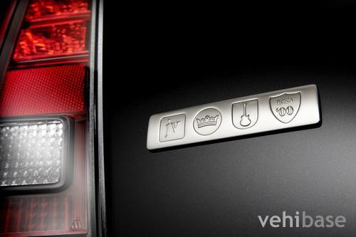Chrysler 300C John Varvatos