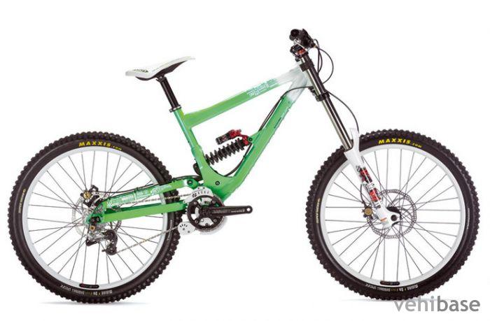 Commencal Supreme DH Team