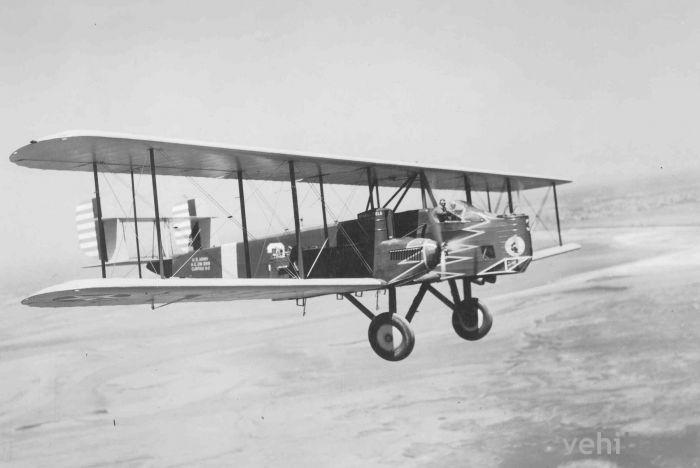 Curtiss B-2 Condor