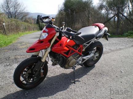 Ducati Hypermotard 1100 S