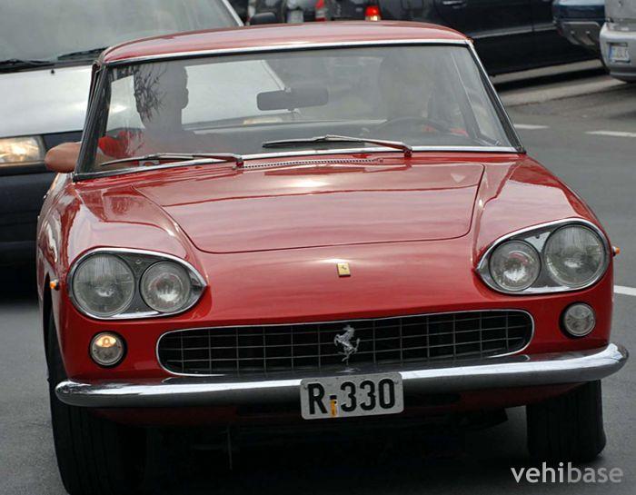 Ferrari 330 GT 2+2
