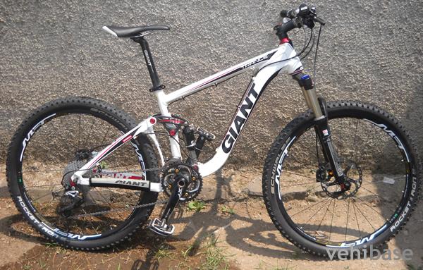 Giant Trance 4