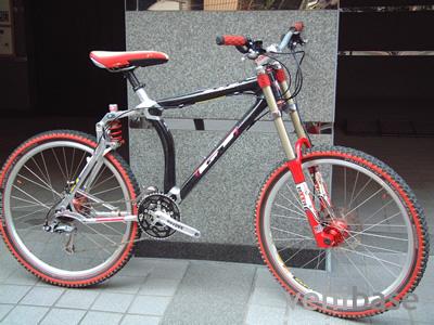 GT STS 1000