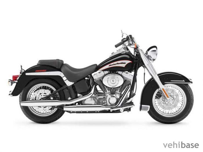 Harley-Davidson FLST Heritage Softail