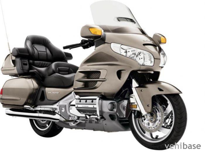 Honda GL 1800 Gold Wing Deluxe