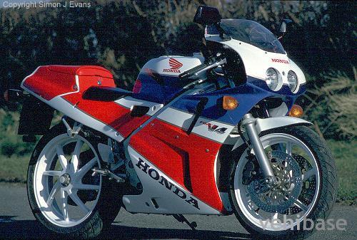 Honda VFR 400 NC30