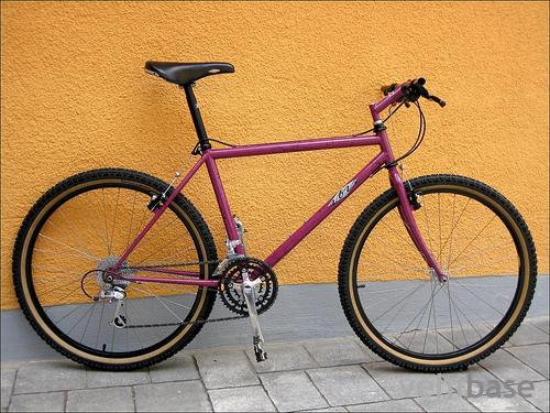 Ibis Avion SS