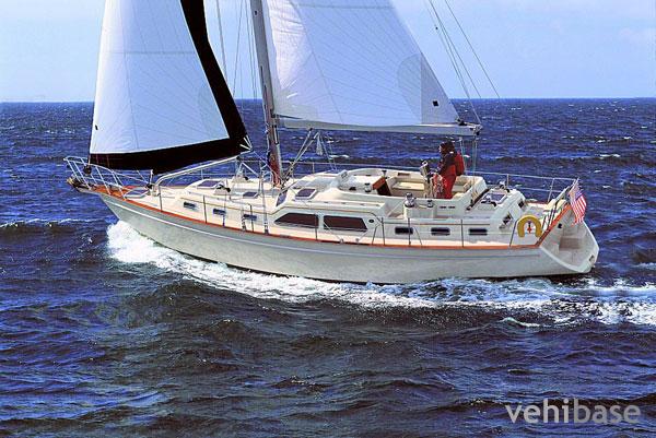 Island Packet 445