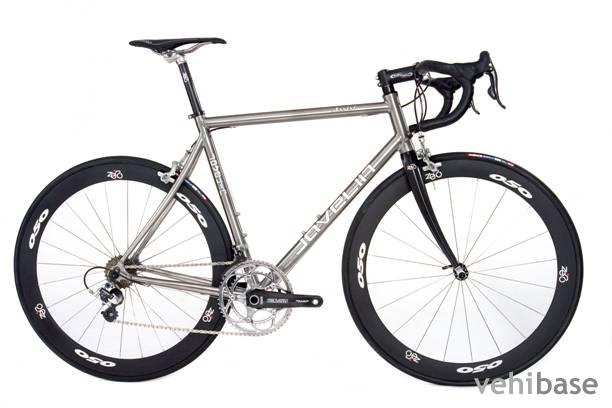 Javelin Assisi