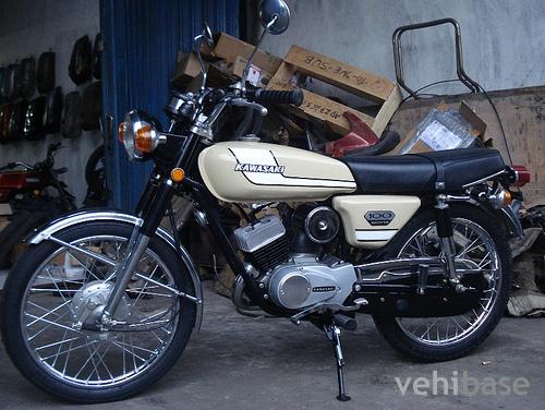 Kawasaki 100 G7 T