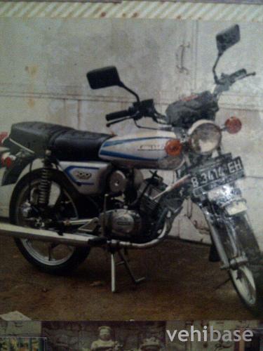 Kawasaki 100 G7 T