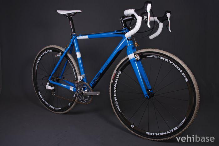 Kinesis Crosslight CSix2