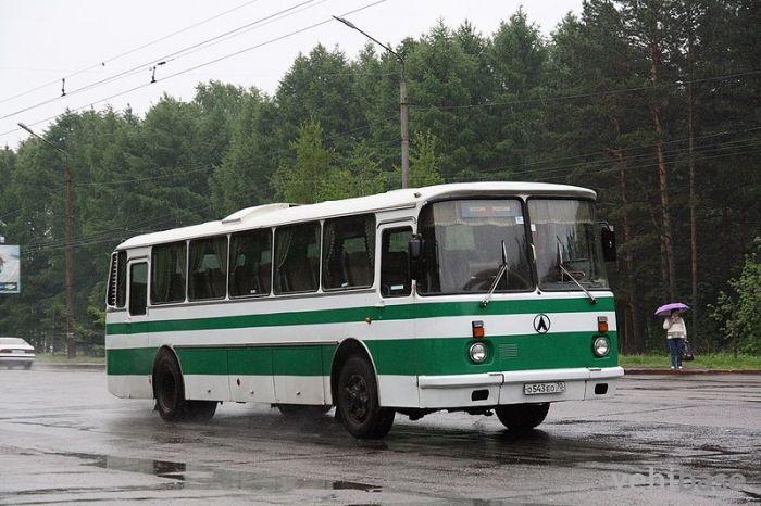 LAZ 699