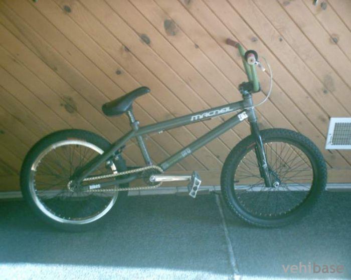 MacNeil Team Issue