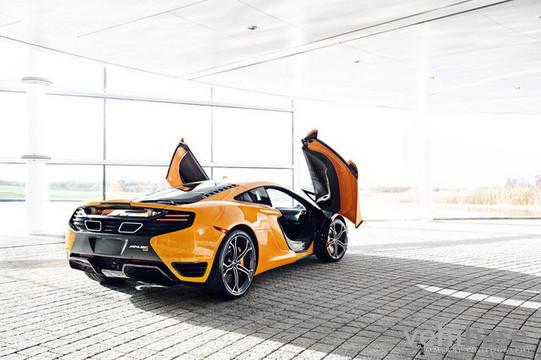 McLaren MP4-12C HS