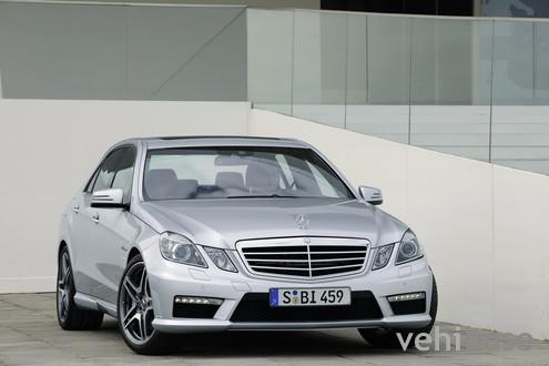 Mercedes-Benz E 63 AMG
