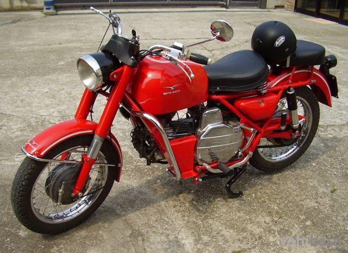 Moto Guzzi Nuovo Falcone