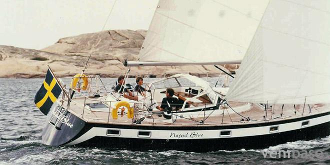 Najad 390