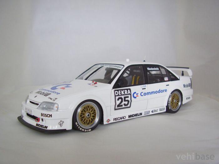 Opel Omega 3000 24v