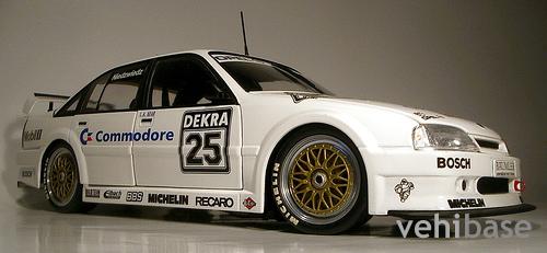 Opel Omega 3000 24v