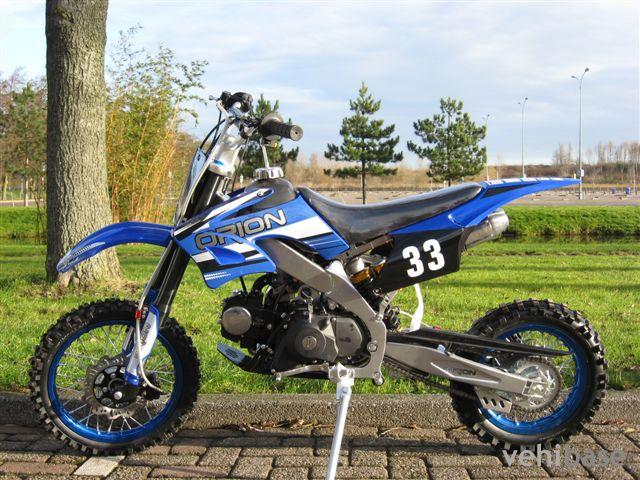 Orion AGB-33