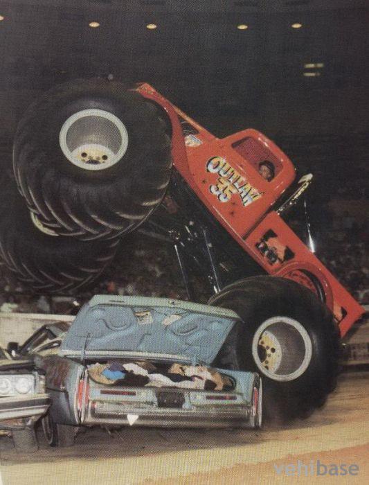 Outlaw 35