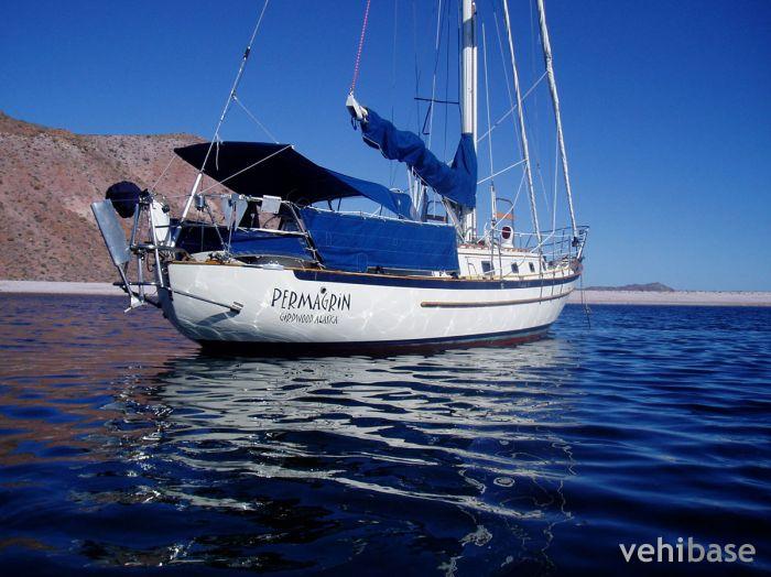 Pacific Seacraft 37 Crealock