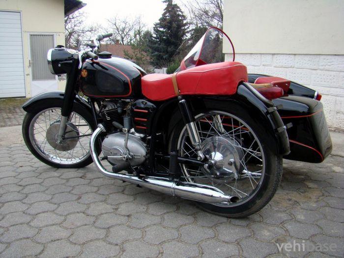 Pannonia TLF Duna OK3 Sidecar