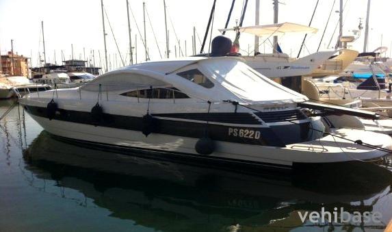 Pershing 46