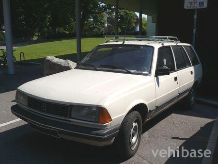 Peugeot 305 GLD