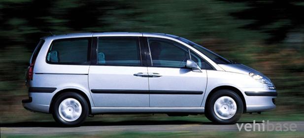 Peugeot 807 2.2 HDi