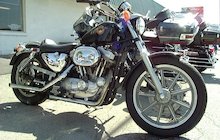 Harley-Davidson Sportster 883 Hugger