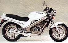 Honda NTV 650 Revere