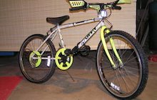 Huffy White Heat