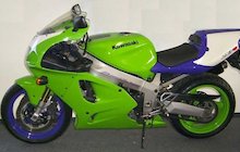 Kawasaki ZX-7 RR 750