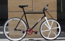 Pake Steel Track