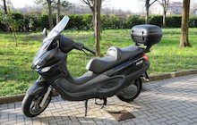 Piaggio X9 500