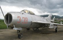 Shenyang J-6